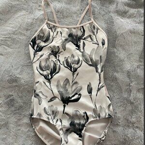 Eleve Renae Leotard M